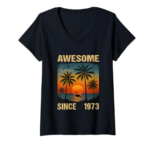 Damen Fantastische Tropische Flamingopalme seit 1973 zum 52. Geburtstag T-Shirt mit V-Ausschnitt von Awesome Since 1973 birthday 52 Years old Palm tees