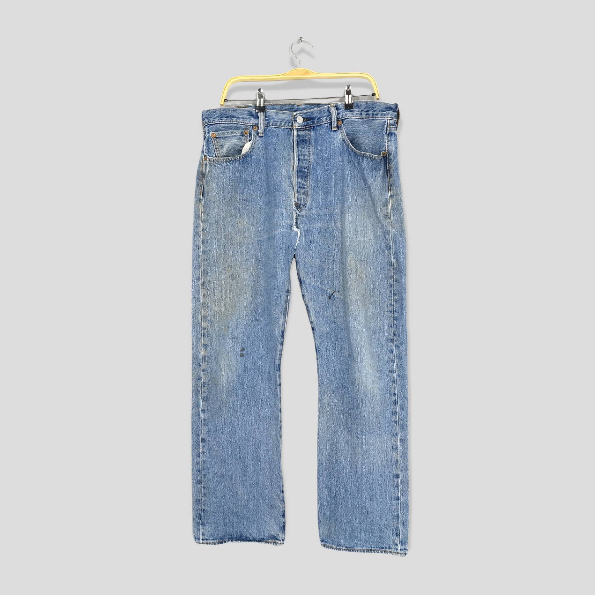 Größe 34x29 Vintage 90Er Jahre Levi's 501 Zerrissene Distressed Jeans Stonewash Levis Faded Dirty Denim Destroyed Herren W34 von AxeVin