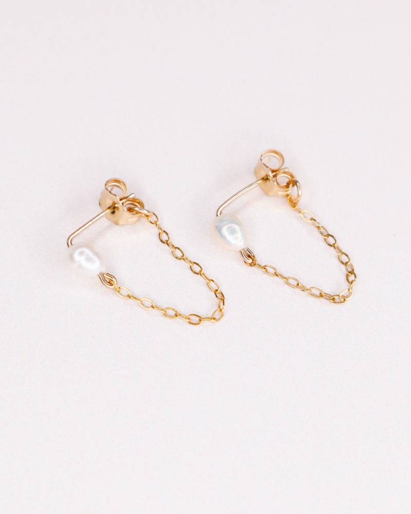 Eris, Kettenohrringe, Feine Ohrringe, Kettenkreolen, Zuchtperlen, Gold, Silber, Weihnachtsgeschenkschmuck von AxelleJoly