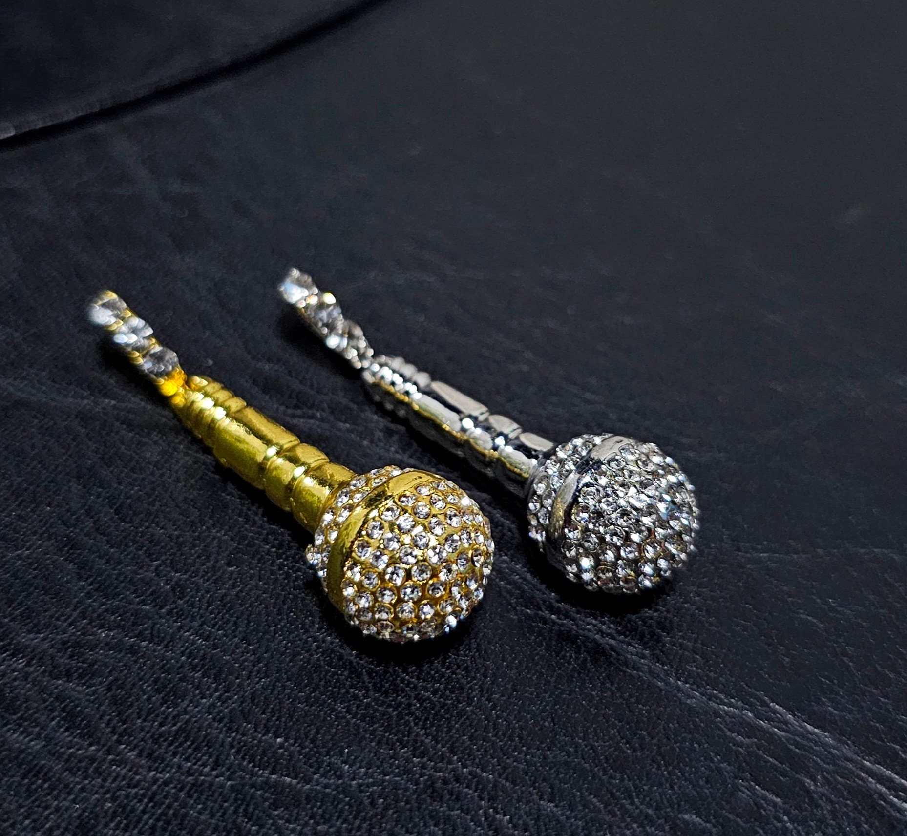 Gefrorenes Mikrofon Anhänger Edelstahl Halskette Mit 24 "Kette Gefrorenes Mikrofon Anhänger Edelstahl Halskette Mit 24 "Kette von AxiosModa