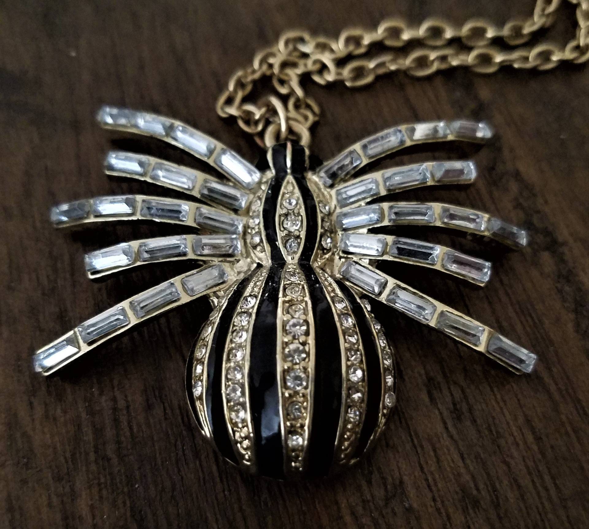 Kristall Strass Schwarz Emaille Spinne Anhänger Halskette von AyCarambaGifts