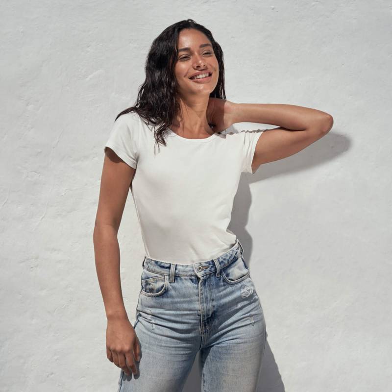 Weiches & Luxuriöses Bio-Pima-Baumwoll-T-Shirt - Damen von AyaEcoFashion