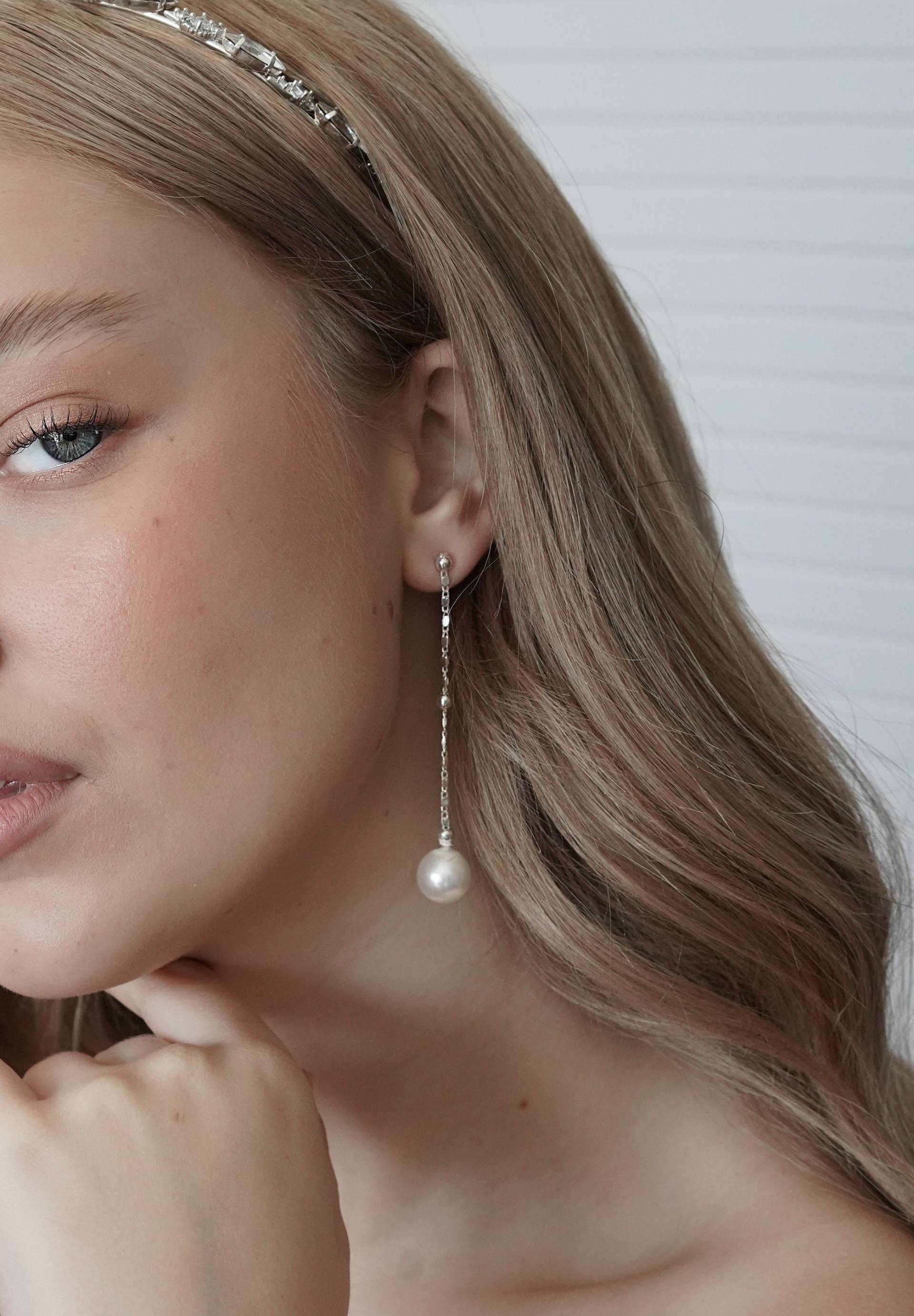 Perlen Und Kettenohrring, Brautohrring, Perfektes Geschenk Für Sie, Lange Kettenohrringe von Ayajewellery