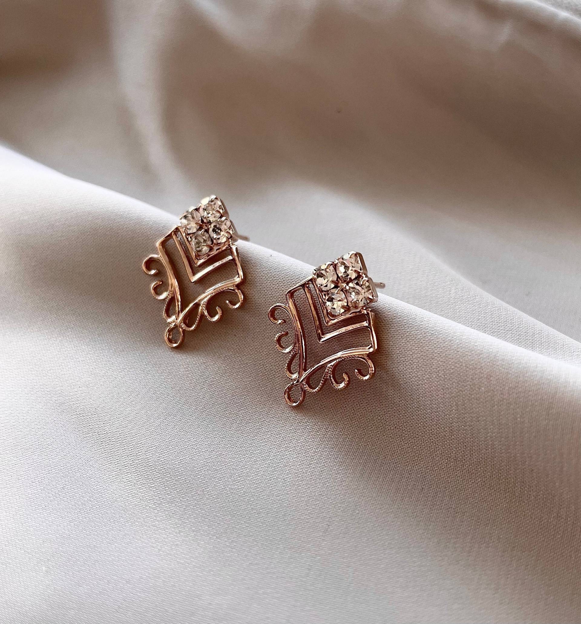 Rose Gold Braut Ohrringe, Ohrstecker von Ayajewellery