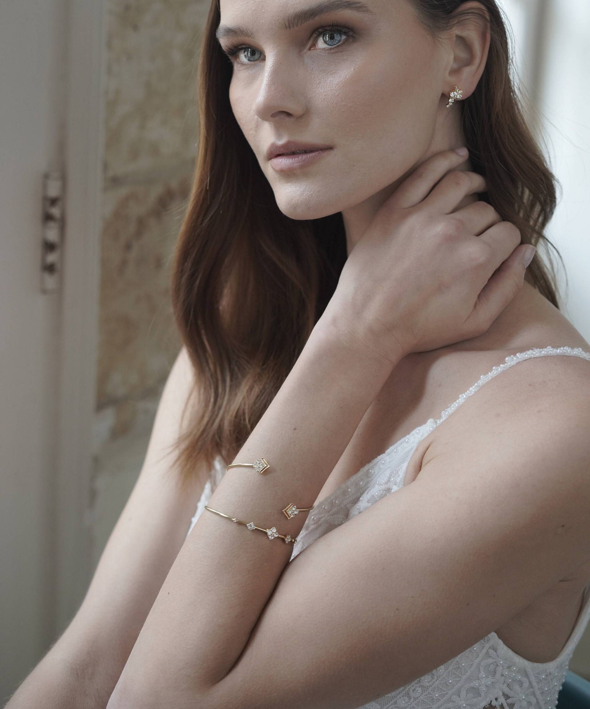 Verstellbare Gold Swarovski Crystal Oberarmmanschette, Boho Arm Wrap von Ayajewellery