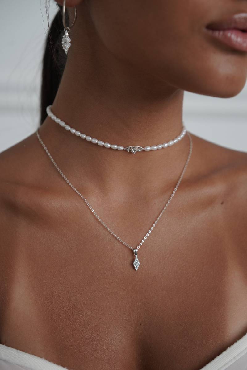 Zierliche Silberne Halskette , Geschenk Für Sie, 972 Silber Anhänger von Ayajewellery