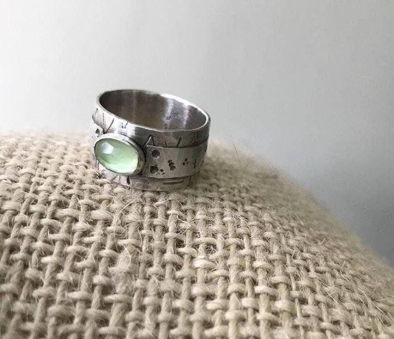 Oxidierte Sterling Silber Lemon Jade Ring - Breites Band Rustikaler Schmuck Oxidierte Sterling Silber Lemon Jade Ring - Breites Band Rustikaler Schmuck von AyalaBinor