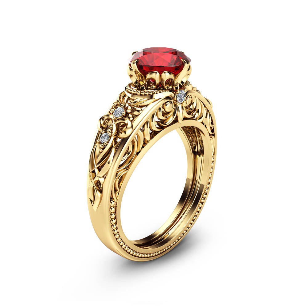 Massiver Gold Natürlicher Rubin Diamanten Jubiläumsring Für Frau, Vintage Ring von AyalaDiamonds