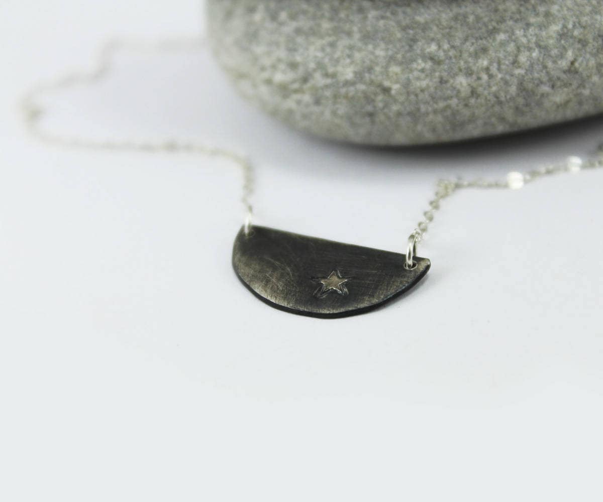 stern Anhänger Silber Schmuck Celestial Oxidierter Halskette Halbkreis von AyalaVitkon