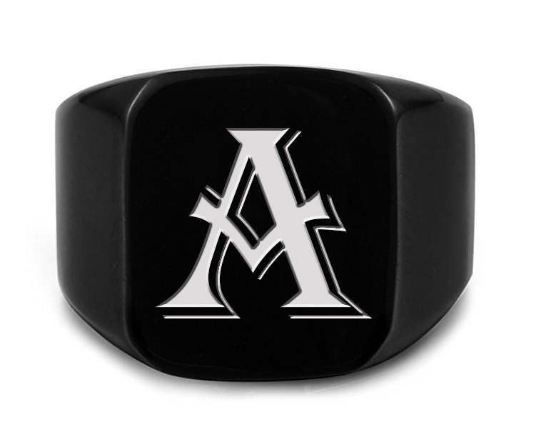 Lasergravierte Siegelring Mit Initial Oder Individuellem Logo Lasergravierte Siegelring Mit Initial Oder Individuellem Logo von AydinsJewelry