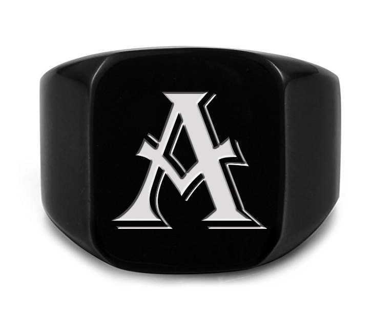 Lasergravierte Siegelring Mit Initial Oder Individuellem Logo Lasergravierte Siegelring Mit Initial Oder Individuellem Logo von AydinsJewelry