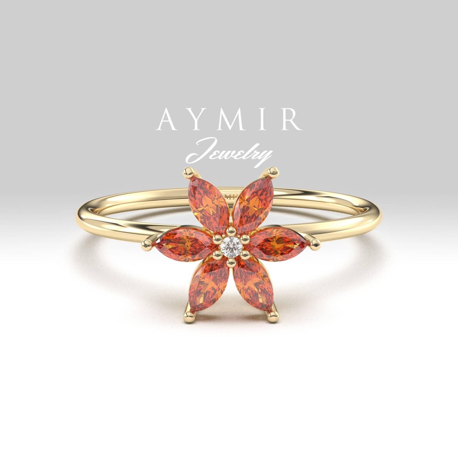 Granat Blume Goldring, Zierlicher Ring, Januar Birthstone Minimalist Geburtstagsgeschenk, 8K 14K 18K Valentinstag von AymirJewelry