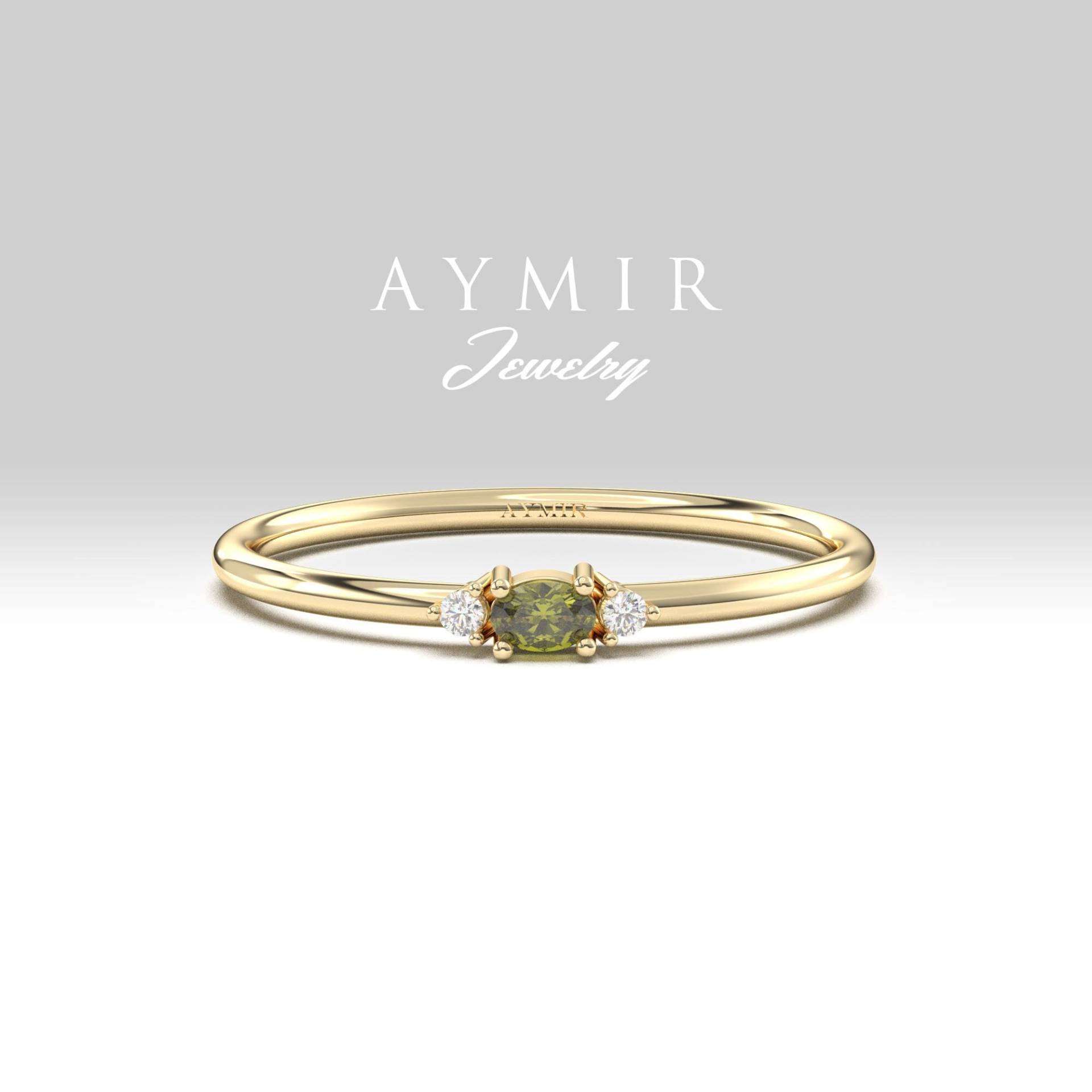 Peridot Diamant Dünner Goldring, 14K Zierlicher Ring, August Birthstone Solid Gold Handgemachter Schmuck, Geburtstagsgeschenk von AymirJewelry