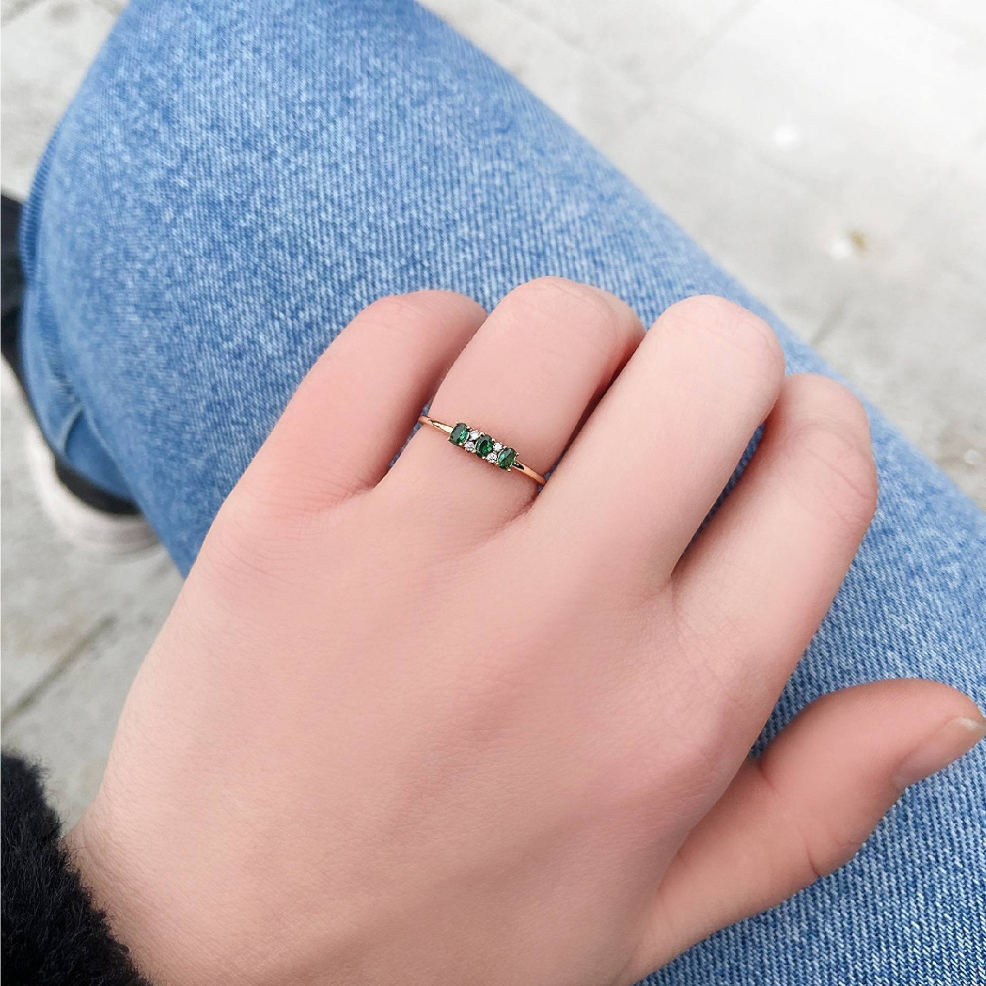 stapeln Smaragd Ring, Diamant Goldring, 14K Massivgoldring, Zarter Ring Für Jeden Tag, Geburtstagsgeschenke, Geschenke Sie von AymirJewelry