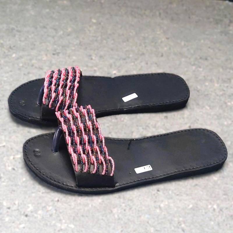 Massai Flip Flop Beaded Sandals Gift For Her Leather Pink Women Summer Sandals von AyuCrafts