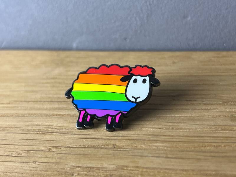 I'm The Rainbow Sheep Hard Emaille Pin, Anstecker Button Queer, Nonbinary, Lgbtq Pride Flag, Schaf Regenbogen Funny Cute, Feminist von AyurvetDesign