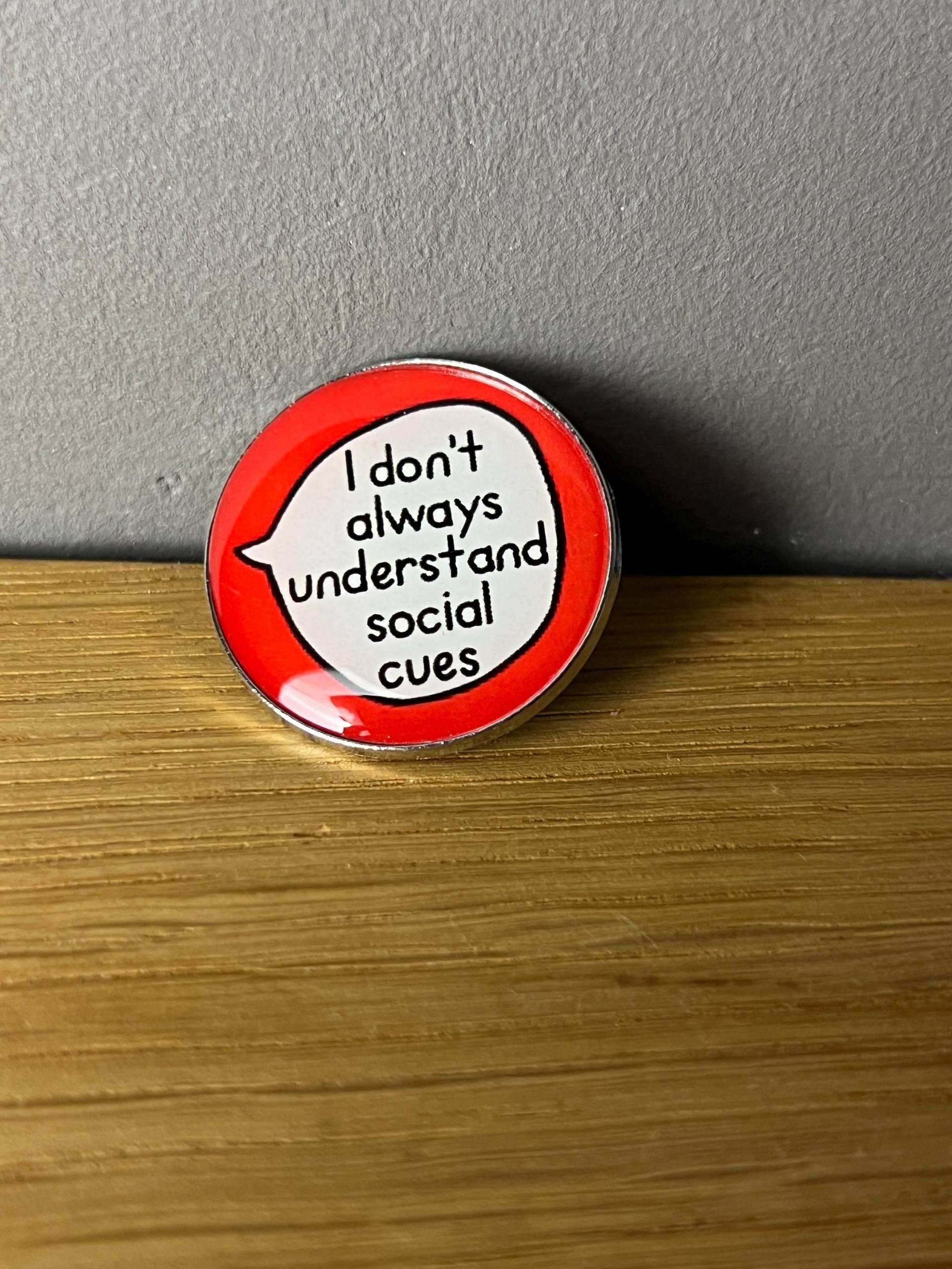 Neurodivergent Metall Emaille Pin Anstecker Brain, Gehirn, Social Cues, Adhd Adhs, Autismus, Mental Health Overthinker Define Normal Weird von AyurvetDesign