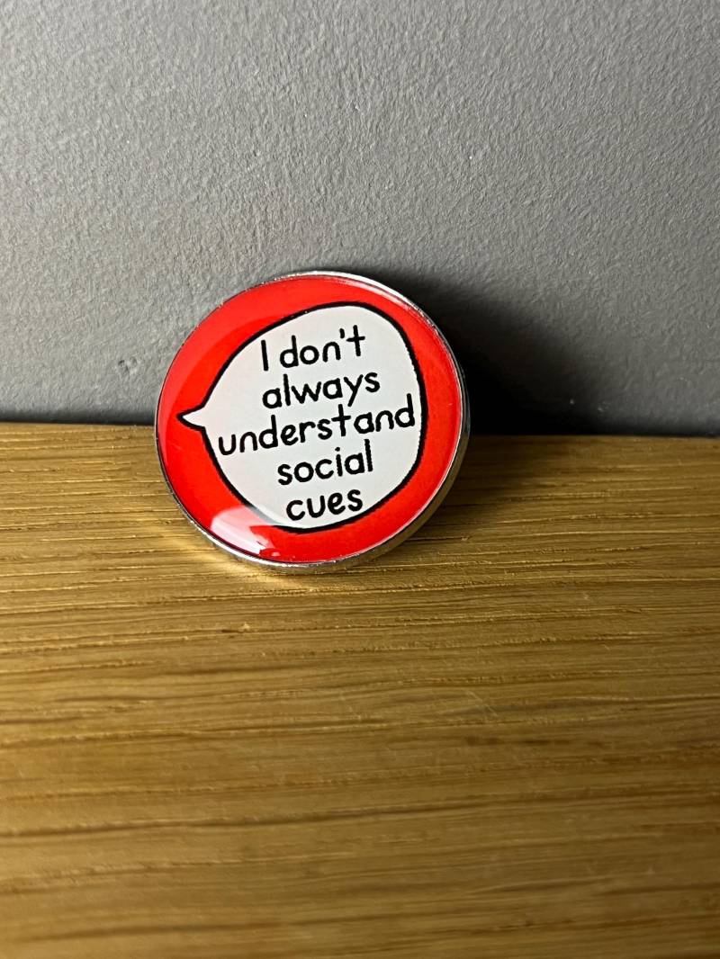 Neurodivergent Metall Emaille Pin Anstecker Brain, Gehirn, Social Cues, Adhd Adhs, Autismus, Mental Health Overthinker Define Normal Weird von AyurvetDesign