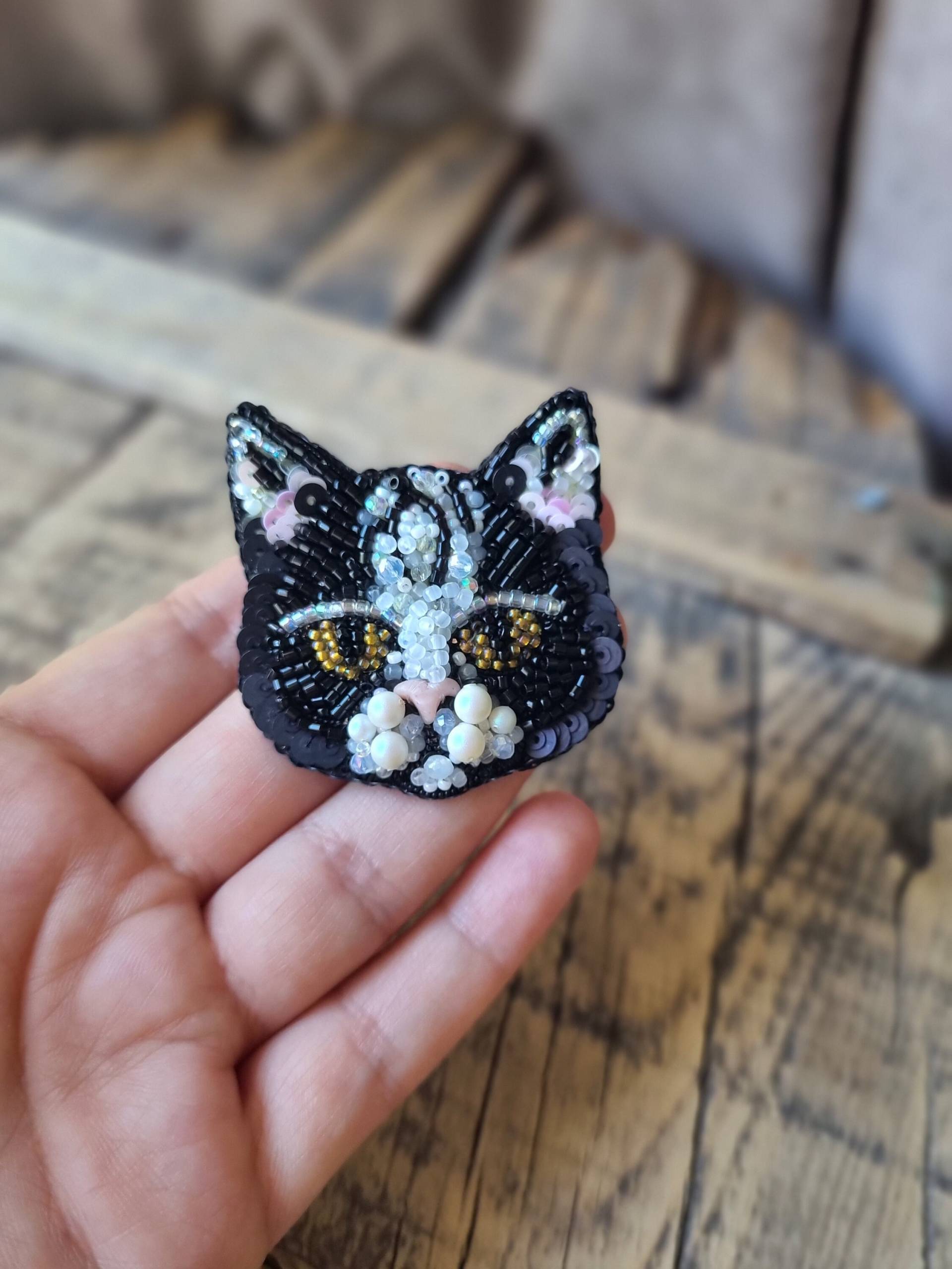 Handgemachte Perlenbrosche Für Katzen Perserkatze Portrait Anstecknadel Handgemachte Perlenbrosche Für Katzen Perserkatze Portrait Anstecknadel von AyyuceCreations
