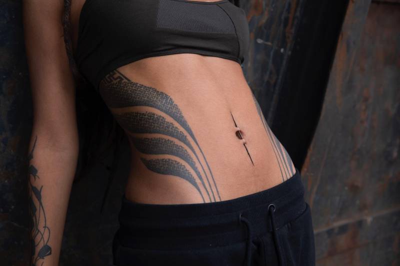 Bauchhauer | Holz & Knochen Bauchhauer | Holz & Knochen von AzadiAdornments