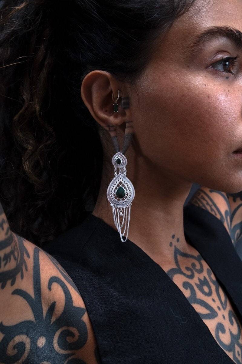 Boho Sterling Silber Hanger Mit Smaragd von AzadiAdornments