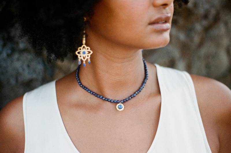Gold Vermeil Und Lapis Lazuli Halsreif von AzadiAdornments