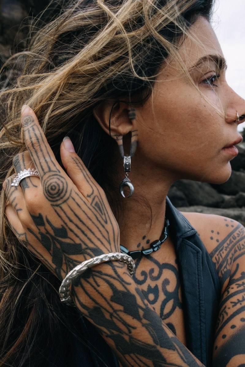 Rustikale Silber Kleiderbügel Mit Halbmond von AzadiAdornments