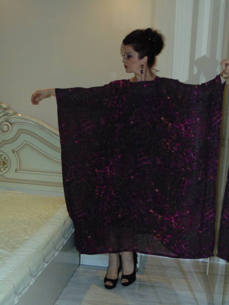 Abaya Kleid/Lila Übergroßes Maxi Kleid/Sommer Kaftan/Langes Kleid/Seide Kaftan/Abaya/Alle Größen Verfügbar Us Uk Eu von AzaliaCult