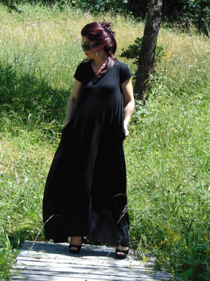 Neu V-Ausschnitt Langes Schwarzes Kleid/Sommerkleid/Kleid Mit Taschen/Schwarzes Kleid/Maxi Kleid/Plus Size Kleid/Daywaer Kleid/Damen Kleid/Top Kleid von AzaliaCult