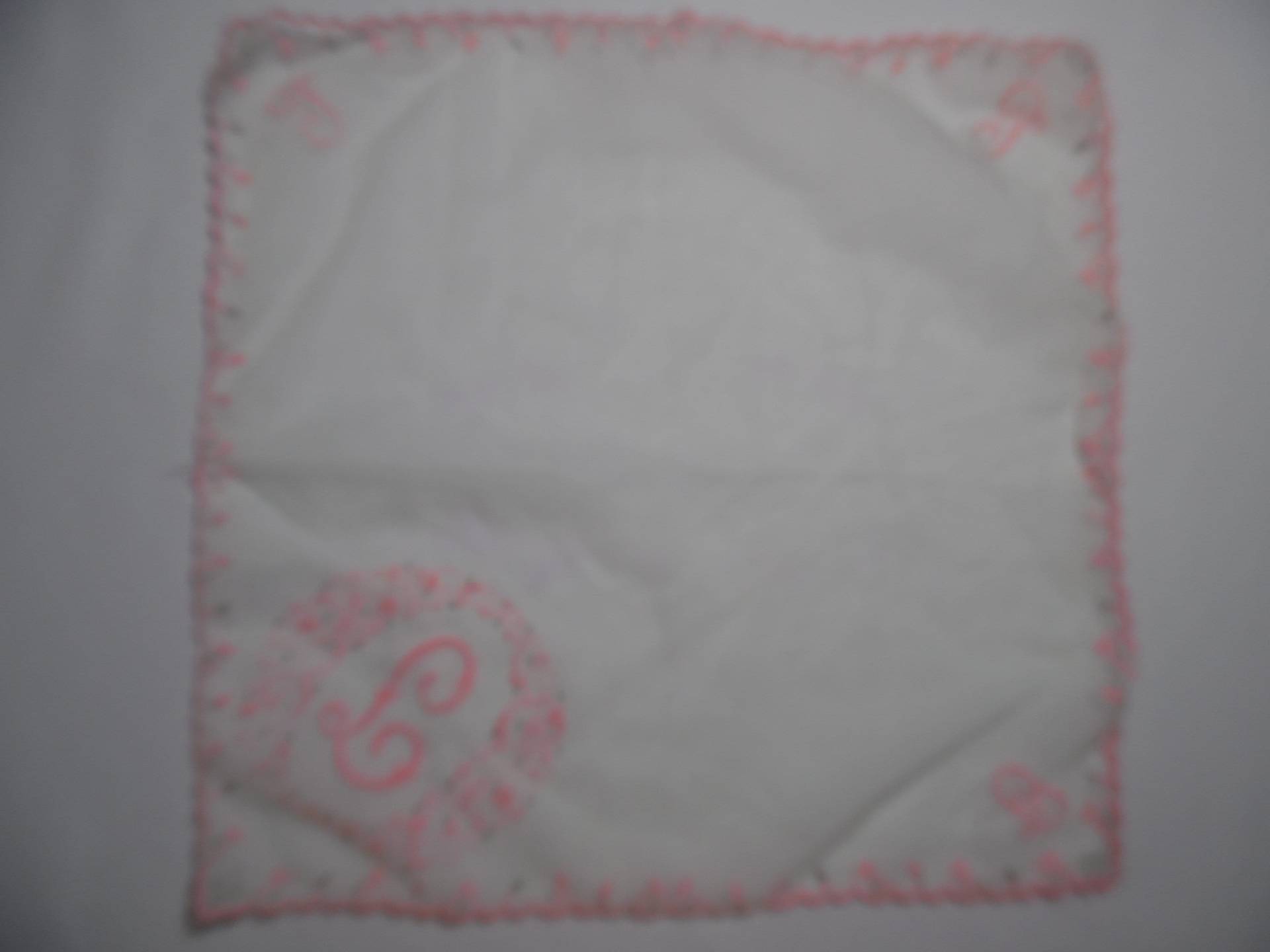 Zierliche Taschentuch - Weiß Rosa Zarte Design Oder Brief Nylon 13 "x 13" | 17 Halstuch Tuch von AzfishinguyVintage