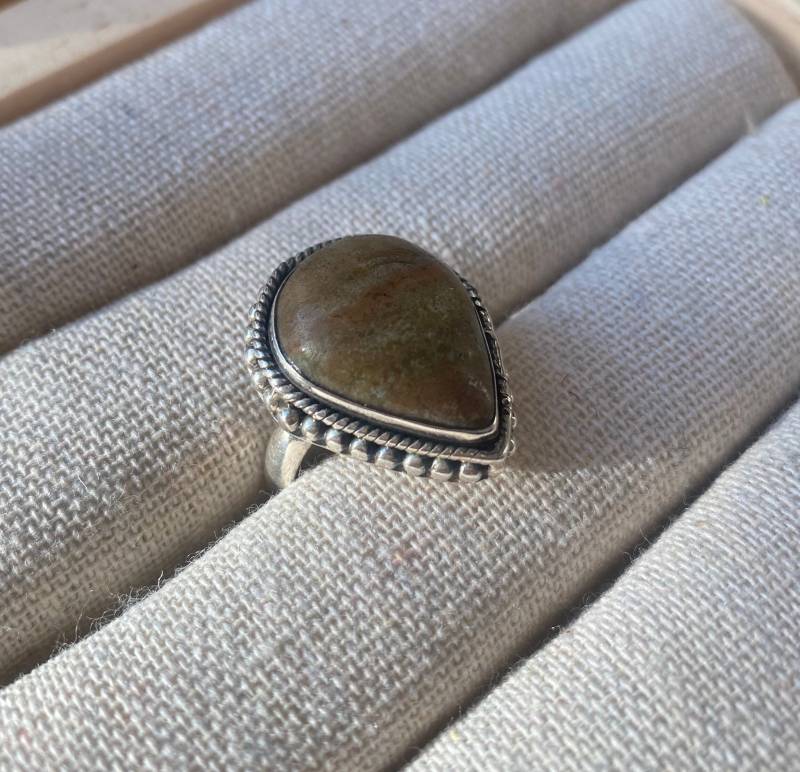 Heliotrop Ring Edelsteinring Edelstein Boho Bohoring Hippischmuck Silberring Einzelstück von Azibilove