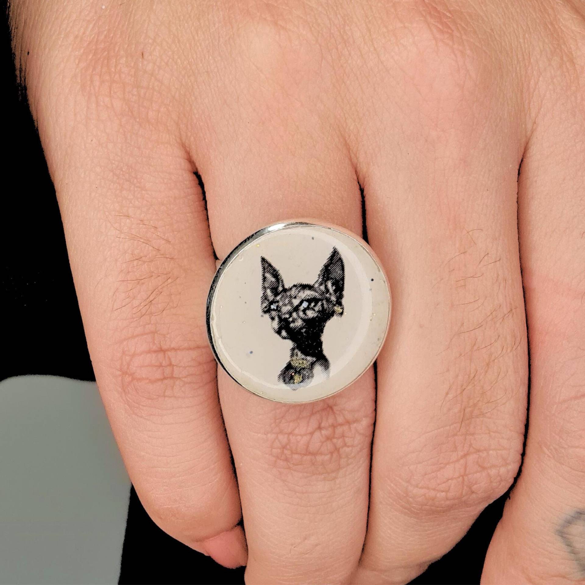Sphynx Cat Ring - Stainless Steel, Resin & Polymer Clay Hypoallergenic, Adjustable & One Of A Kind von Azizaroots