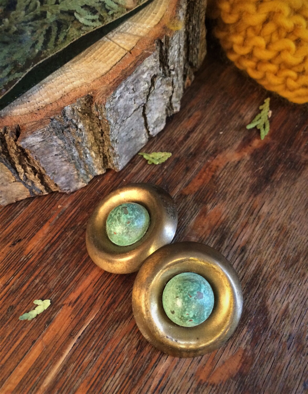 Bronze Kugel Ohrringe Bronze Kugel Ohrringe von Azomi
