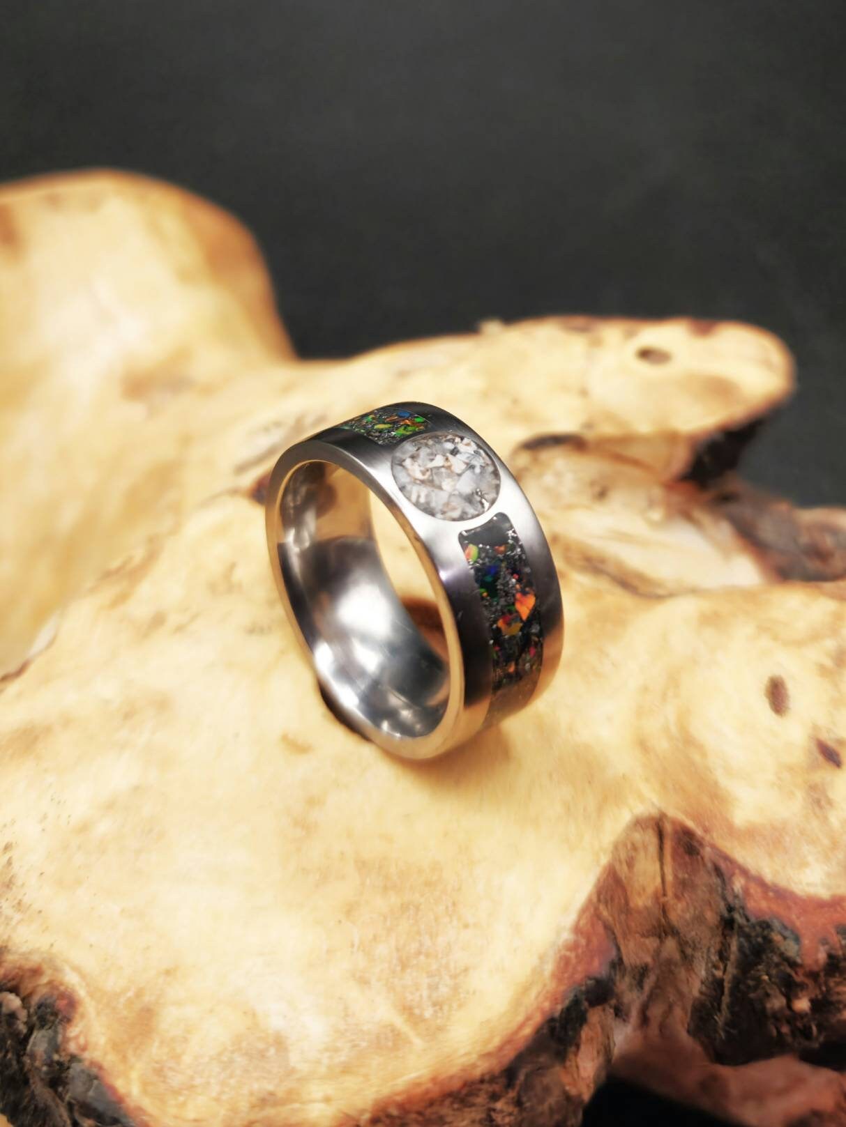 Sz.7 Dino Knochen Meteorit Mondstein von AzothDesigns