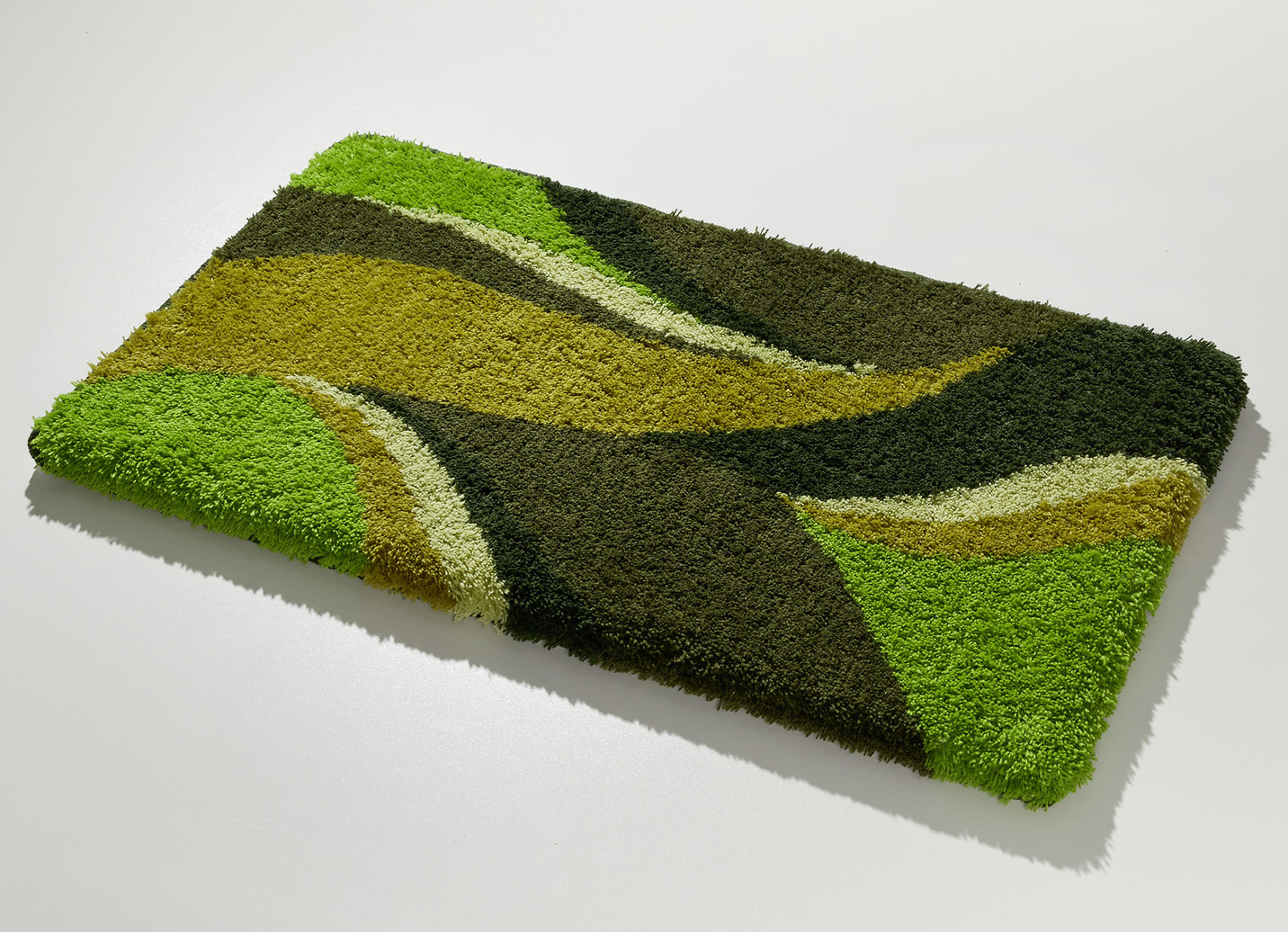 Badgarnitur mit rutschhemmend beschichteter Rückseite, Größe 108 (Stand-WC-Vorleger, 45/ 50 cm), Grün von BADER