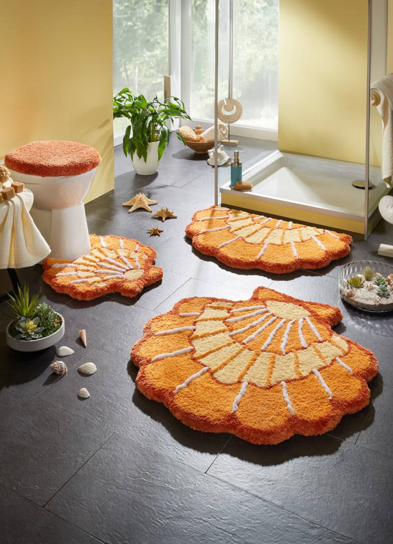Barfußweiche Badgarnitur in Muschel-Optik, Größe 108 (Stand-WC-Vorleger, ø 50 cm), Terra von BADER