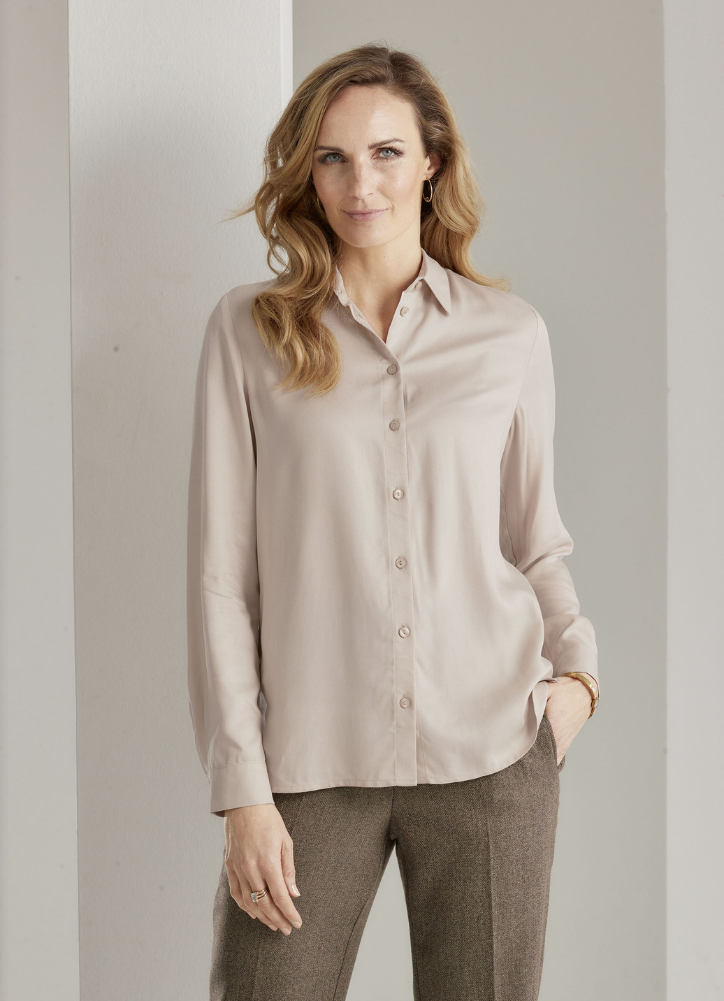 Bluse, Camel, Größe 52 Bluse, Camel, Größe 52 von BADER
