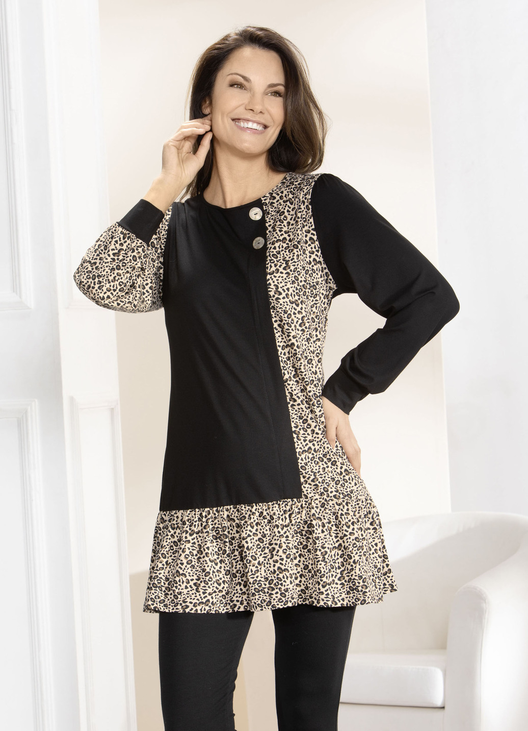 Extravagante Tunika mit Zierknöpfen, Schwarz-Beige-Braun, Größe 38 von BADER