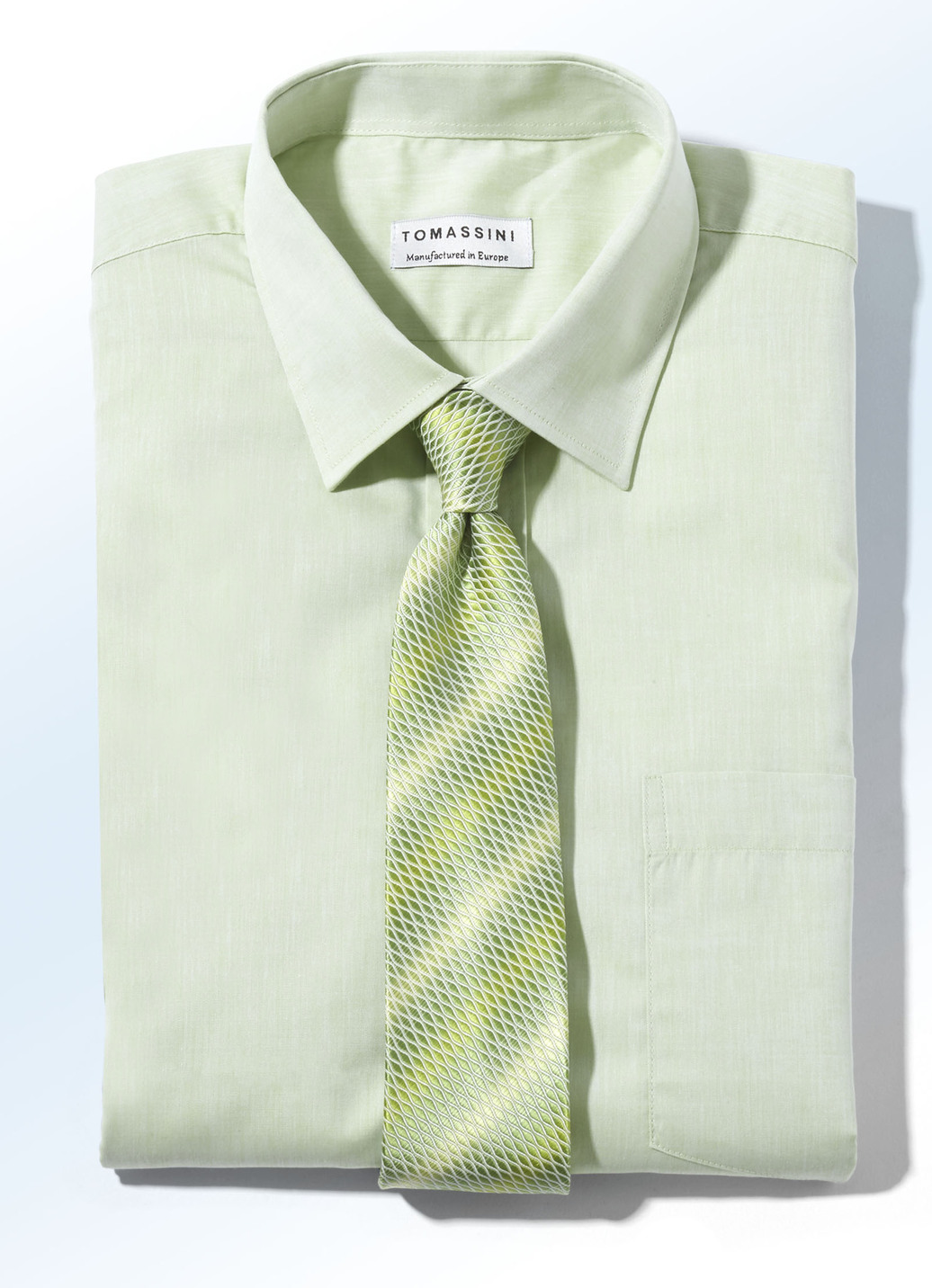 Hemd mit Kentkragen in 5 Farben und 2 Ausführungen, Länge Kurzarm, Lindgrün, Größe 40 von BADER