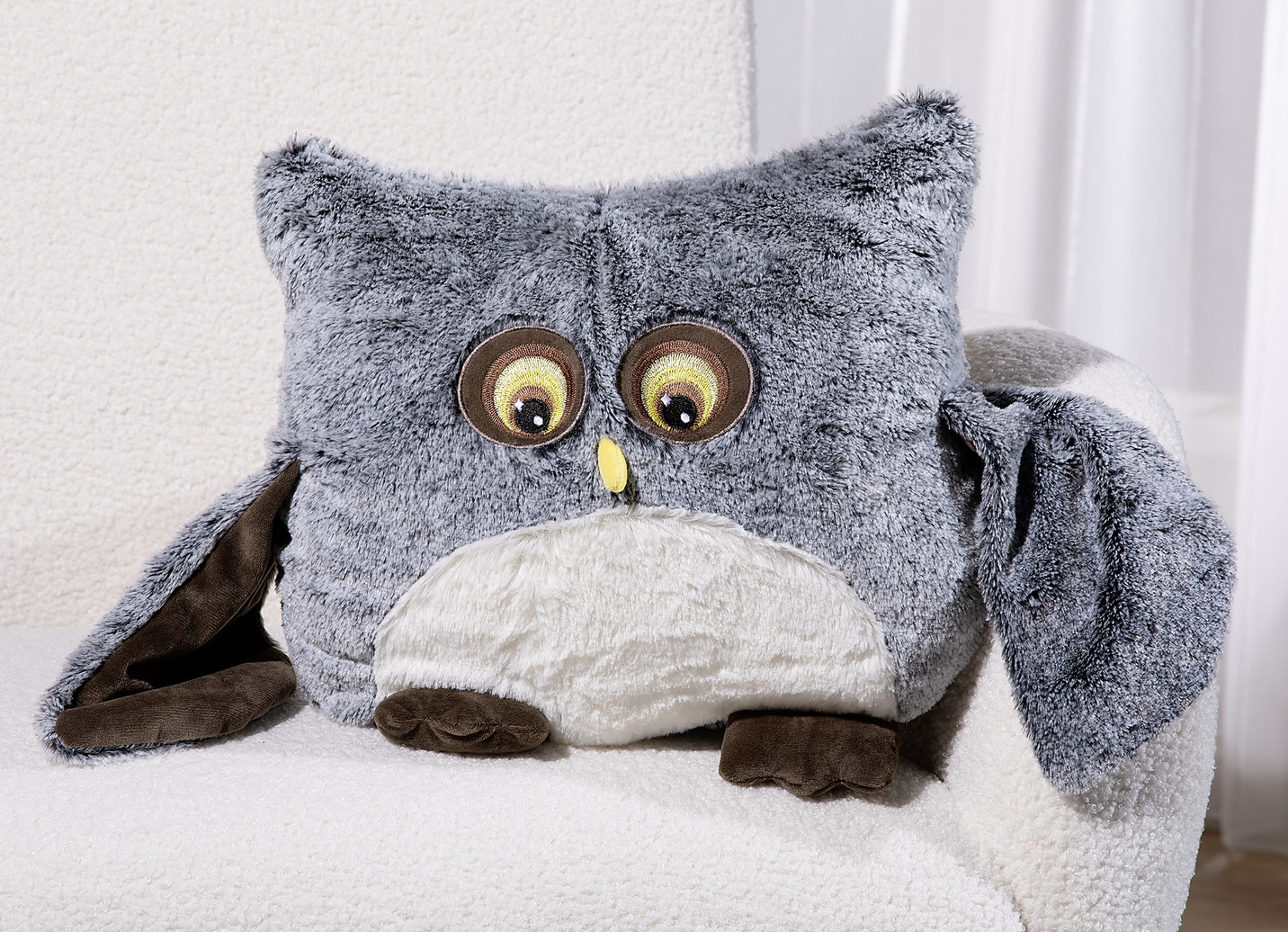 Niedliches Eulen-Deko-Kissen, Grau Niedliches Eulen-Deko-Kissen, Grau von BADER