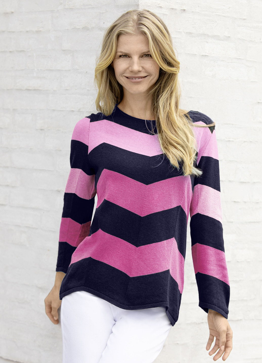 Pullover in Zackendessin, Marine-Rosa-Pink, Größe 44 von BADER