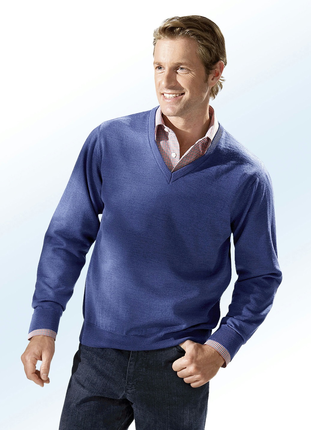 Pullover in 4 Farben mit V-Ausschnitt, Jeansblau Meliert, Größe 50 von BADER