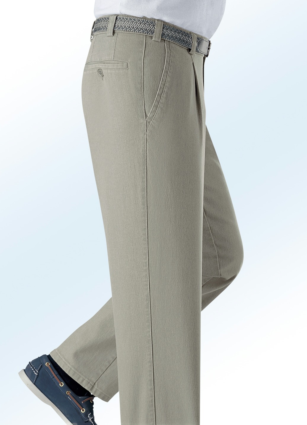 Unterbauch-Jeans mit Bundfalten in 3 Farben, Helloliv, Größe 56 von BADER