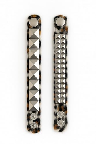 BAGANO 2er Set Armbänder im Leopard-Design – Rockabilly Vintage Stil mit Pyramiden-Nieten – Rock & Punk Accessoire von BAGANO