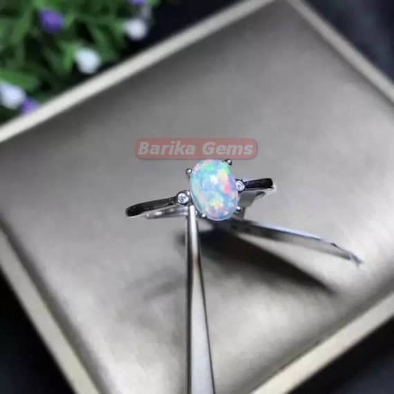 Opal Ring 925 Sterling Silber Ehering Oval Feueropal Edelstein Versprechen Geburtstag Jahrestag Geschenk Für Mutter Schwester von BARIKAGEMS