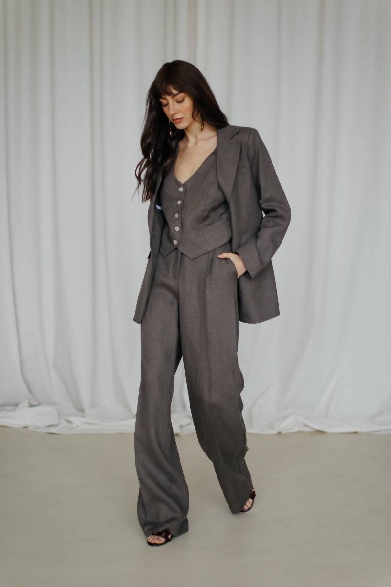 Brauner 3-Teiliger Leinenanzug Blazer, Weste & Palazzohose von HANDMADEGARMENT