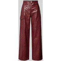 BAUM & PFERDGARTEN Stoffhose in Leder-Optik in Dunkelrot, Größe 40 BAUM & PFERDGARTEN Stoffhose in Leder-Optik in Dunkelrot, Größe 40 von BAUM & PFERDGARTEN