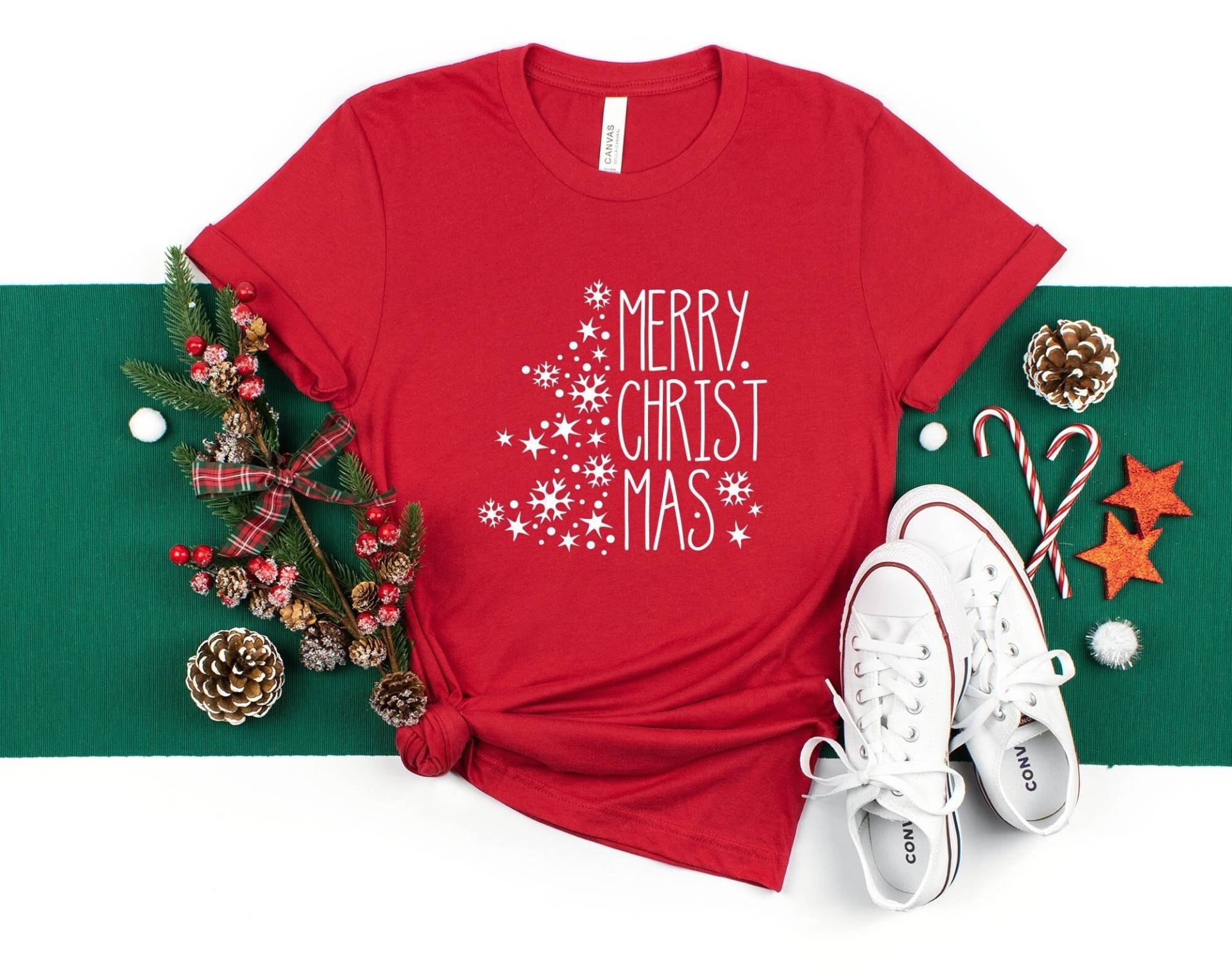 Fröhliches Weihnachtsshirt, Lustiges Weihnachtsgeschenk, Damen X-Mas T-Shirt von BBCustomApparel