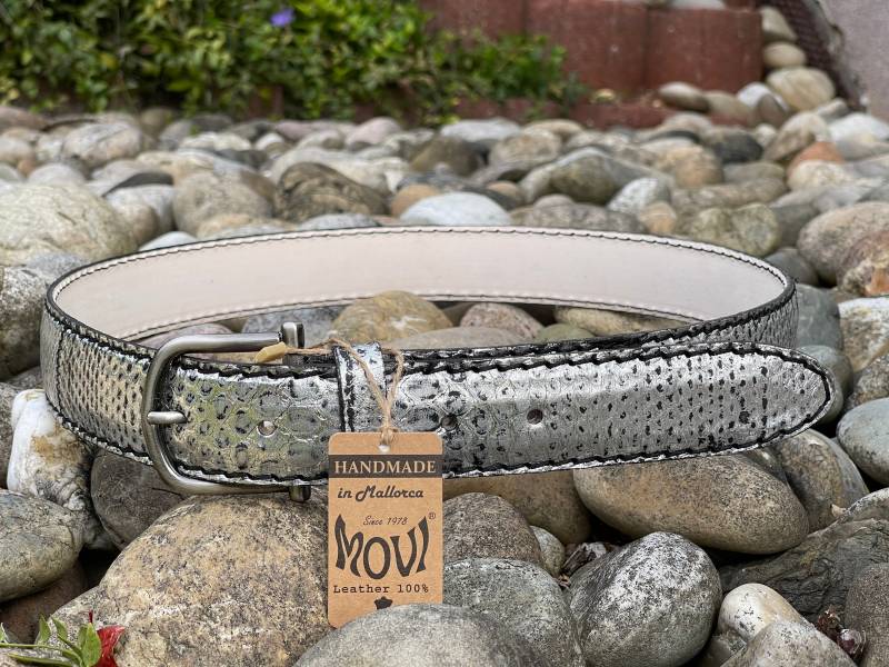 Python Handmade Leather Belt in Silver Women's Belts High Quality Design Made Of Pure Belts von BBGAIMPORTEXPORT