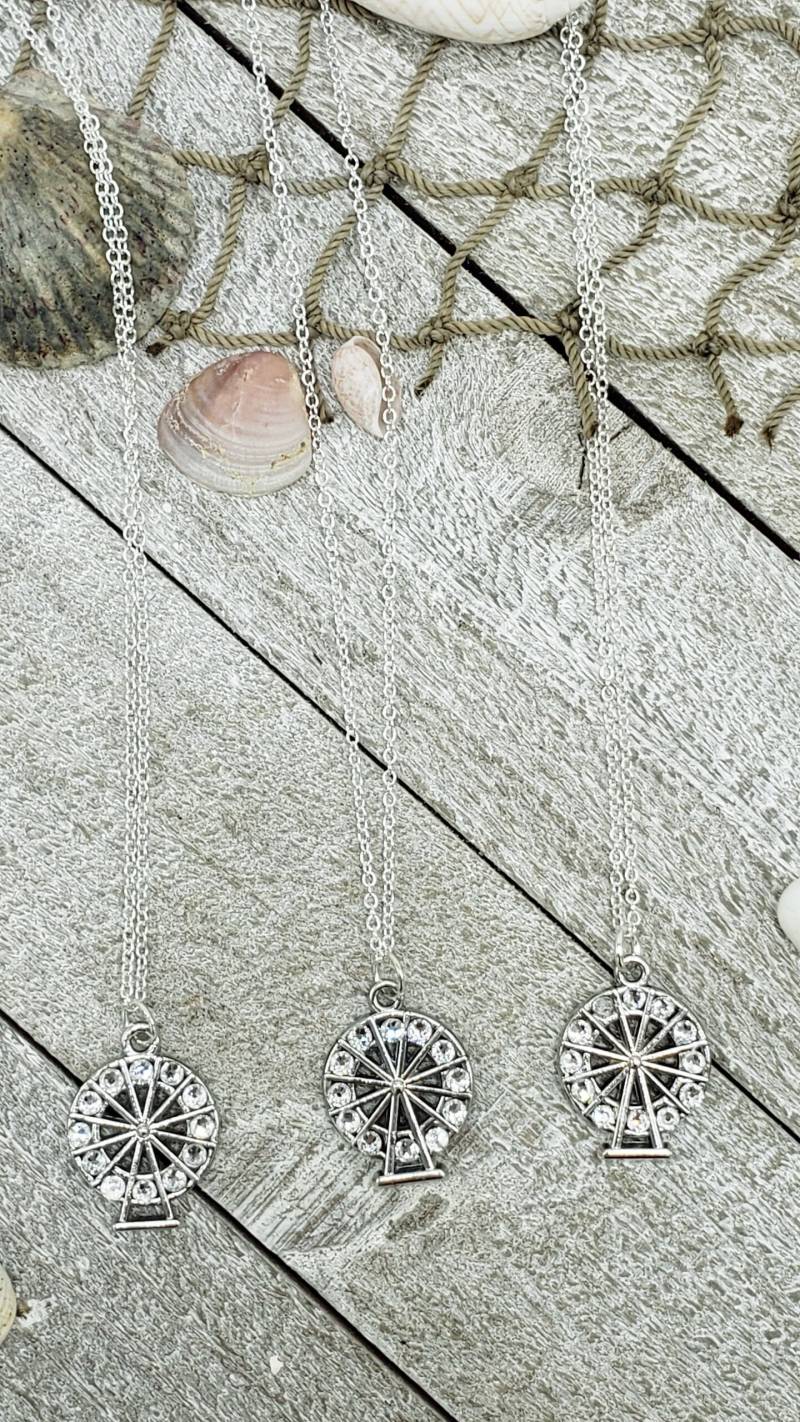 Tibetsilber Wunderrad Riesenrad Mit Handset Swarovski Kristallen An Einer Sterling Silber Halskette von BBGArtisanJewelry